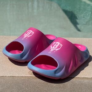 B101 Kids Pink & Blue Gradient Slide Sandals Size 3-4